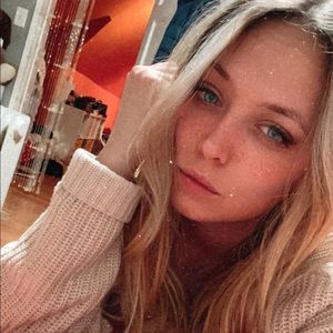 Meet your Posher, Anna